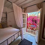 Apartment Dwell Town 1 *